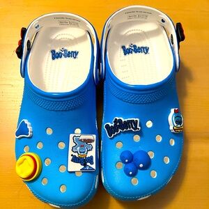 Boo-Berry Crocs NWOT, W8/M6